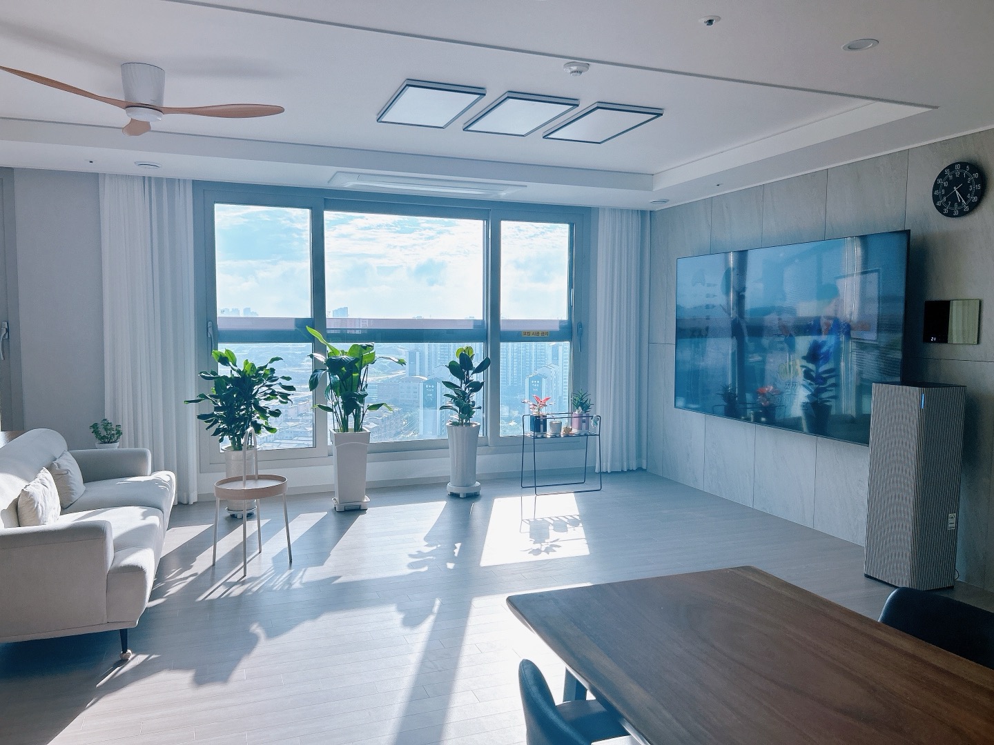 삼성 Infinite AI 공기청정기 24평형 (80㎡, S필터, 1등급) 에센셜 베이지 AP90F08163EDD